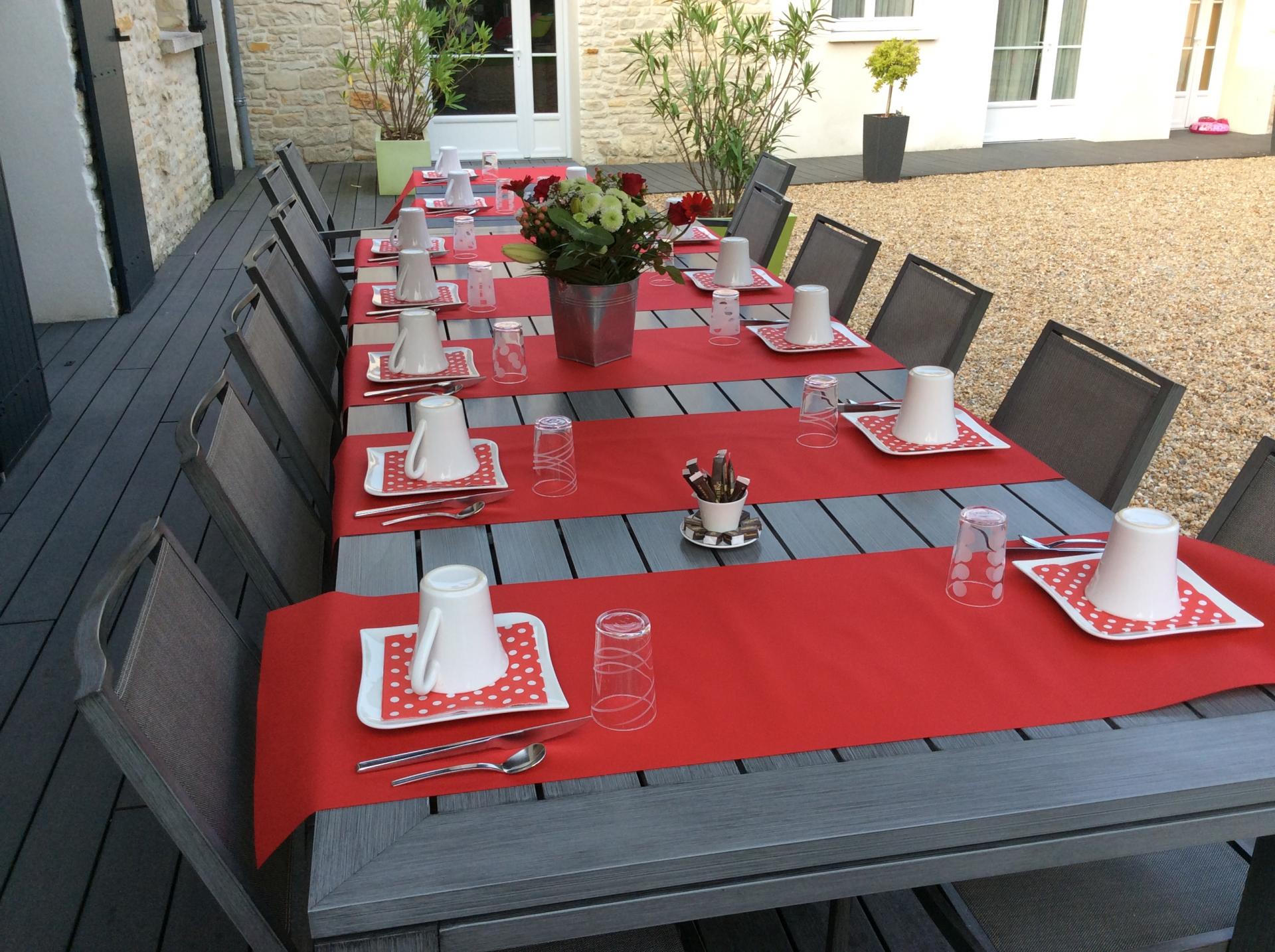 petit déjeuner sur la terrasse