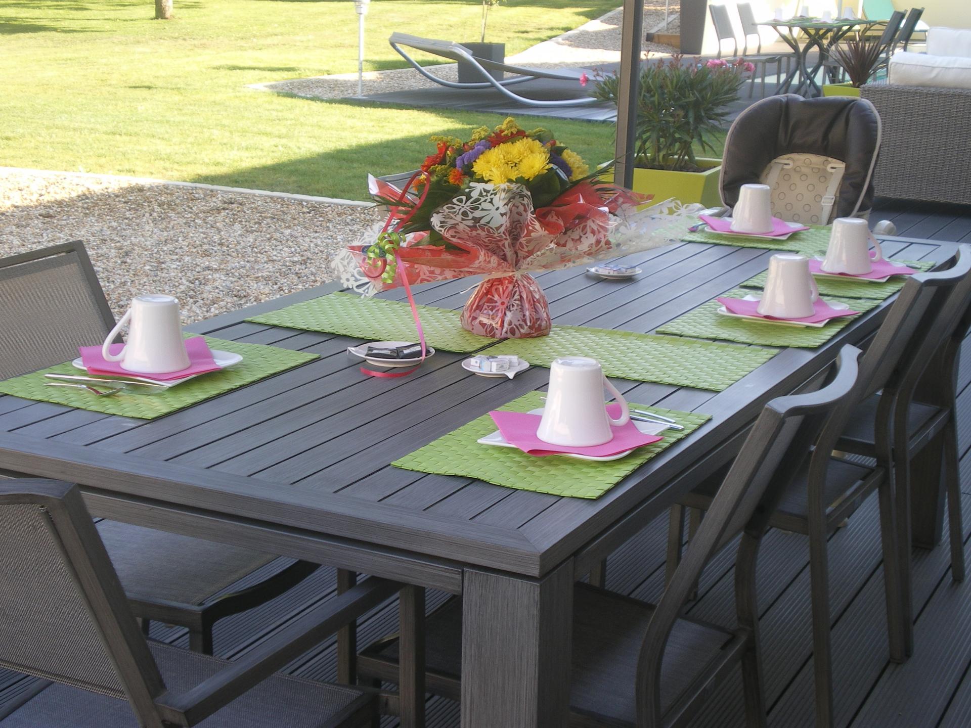 petit déjeuner en terrasse