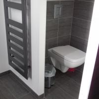 Les toilettes de la chambre PERLE