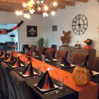 une table d'Halloween